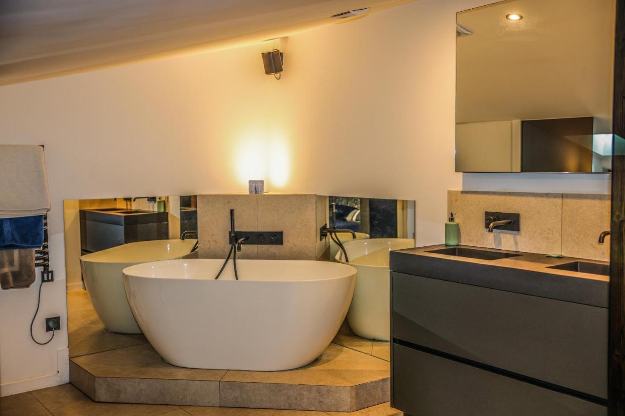 Casa Jungle ! Superb Duplex Apartment, Place Des Lices ! Saint Tropez Bagian luar foto