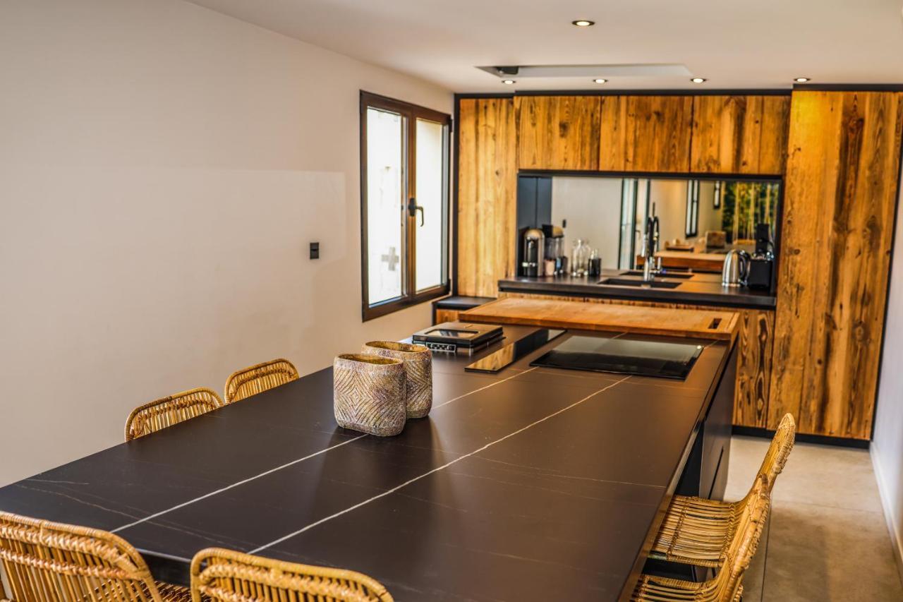 Casa Jungle ! Superb Duplex Apartment, Place Des Lices ! Saint Tropez Bagian luar foto
